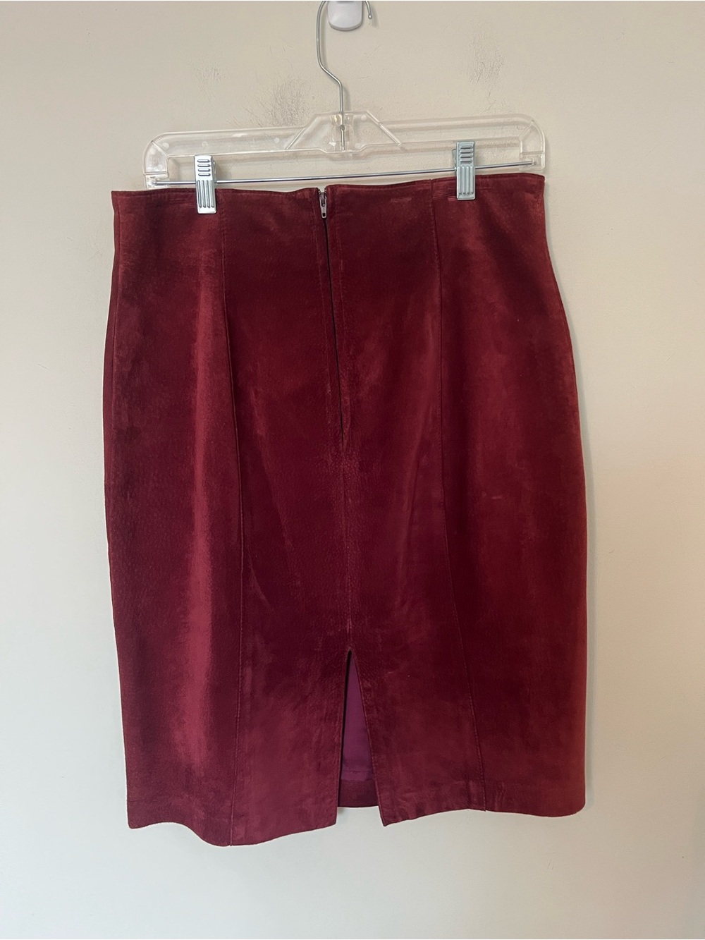 Danier Burgundy Midi Skirt - Picture 5 of 11